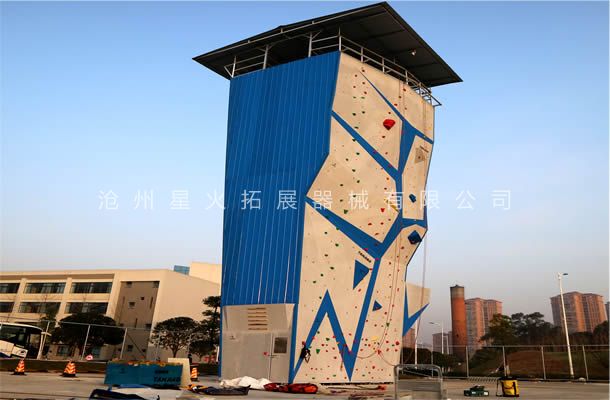 抱石攀巖墻