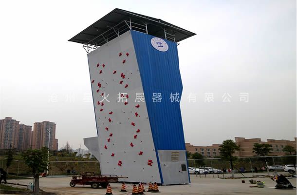 抱石攀巖墻