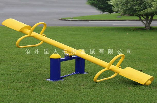戶外兒童游樂(lè)設(shè)備