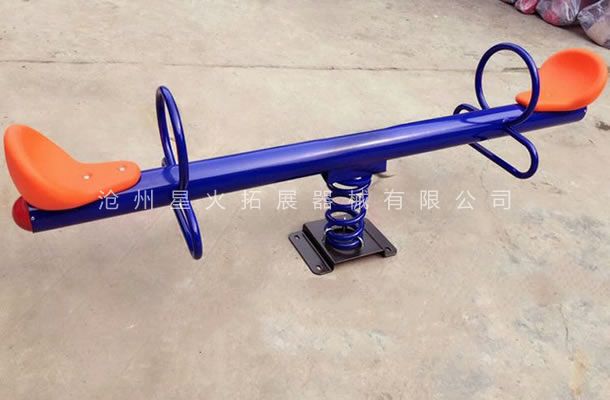 兒童戶外樂(lè)園設(shè)施