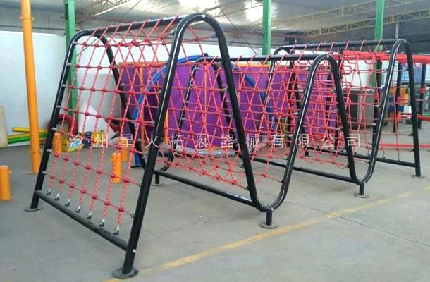 青少年拓展訓(xùn)練器材