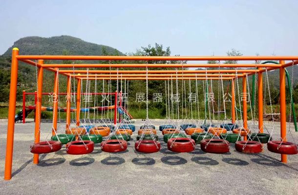 青少年拓展訓(xùn)練器材