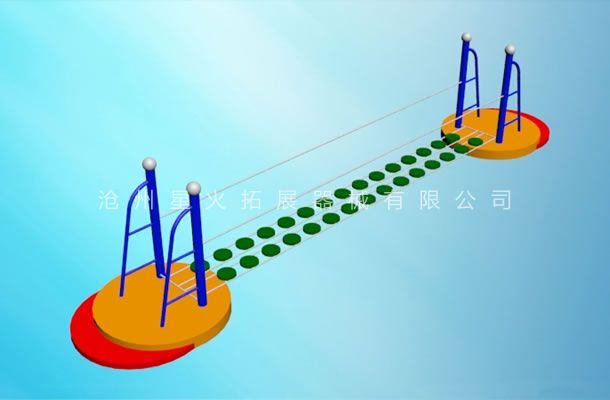 水上拓展樂園設(shè)施