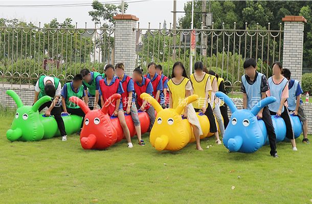 充氣毛毛蟲-團建拓展道具-趣味運動會道具