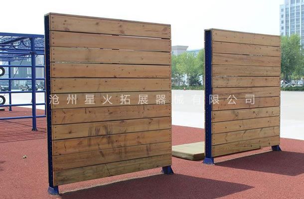2.4米高板-特警五項(xiàng)訓(xùn)練設(shè)施-特警訓(xùn)練器材