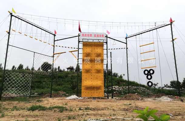 M型高空拓展器材-拓展高空架-高空拓展訓(xùn)練設(shè)備