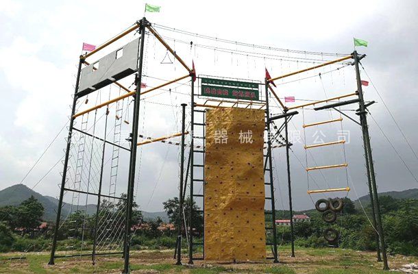 高空拓展訓(xùn)練設(shè)備