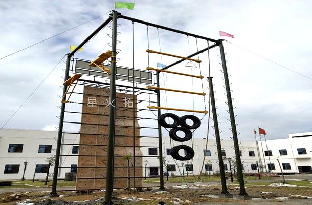 高空拓展訓(xùn)練設(shè)備