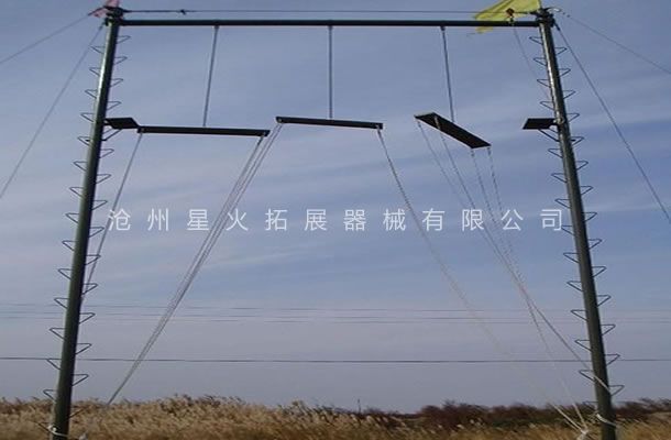 高空拓展器材，高空拓展訓(xùn)練架