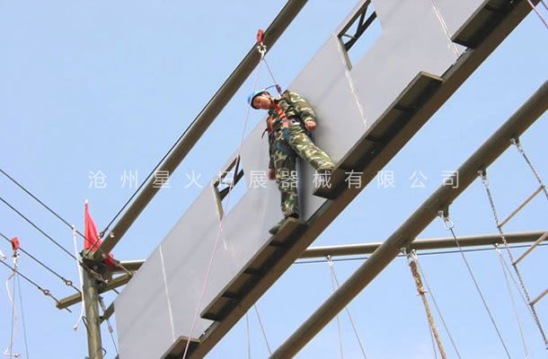 懸崖絕壁-高空單項器材-絕壁逢生-高空絕壁