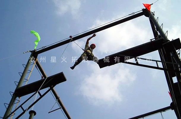 高空拓展器械，高空拓展設(shè)備
