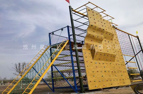 高空拓展訓(xùn)練設(shè)備
