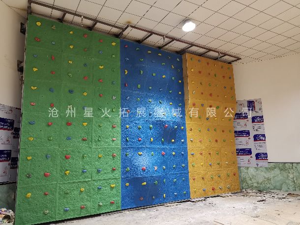 室內(nèi)攀巖墻，兒童攀巖墻