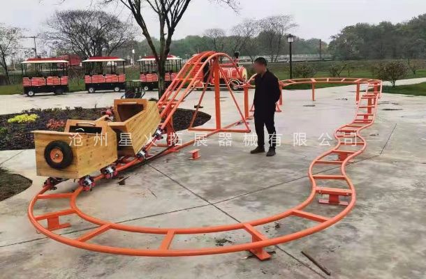 親子坑爹過山車-人力腳蹬過山車-網(wǎng)紅拼爹過山車
