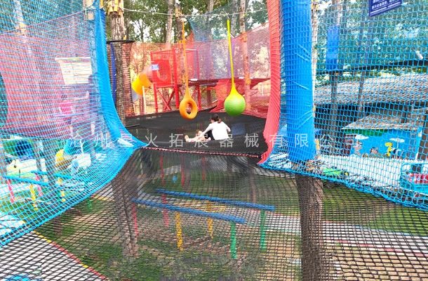 叢林探險樂園