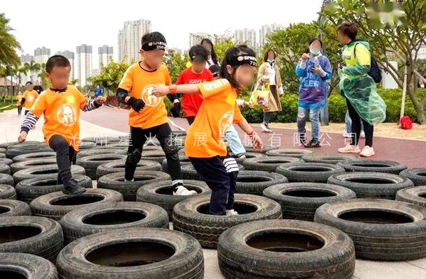 戶外極限挑戰(zhàn)項目設(shè)備
