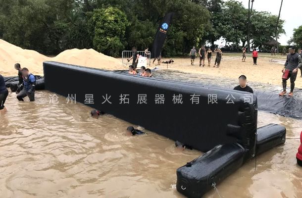 斯巴達勇士賽訓(xùn)練器材