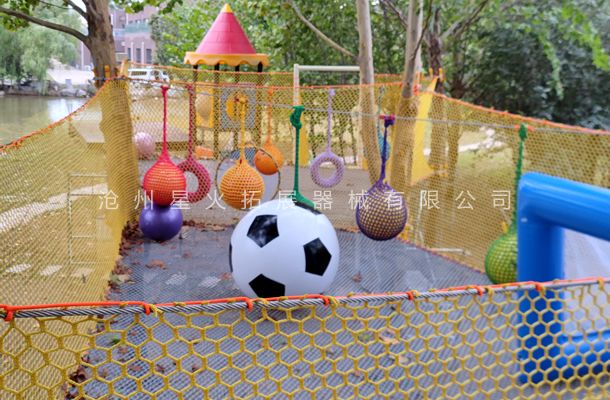 河北省涿州市叢林魔網(wǎng)，樹(shù)上蹦床設(shè)備安裝完成客戶好評(píng)